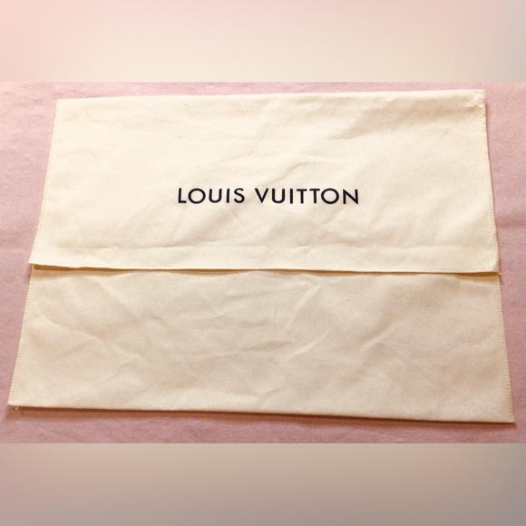 Louis Vuitton Dust Bag 17” x 17” - Picture 1 of 2